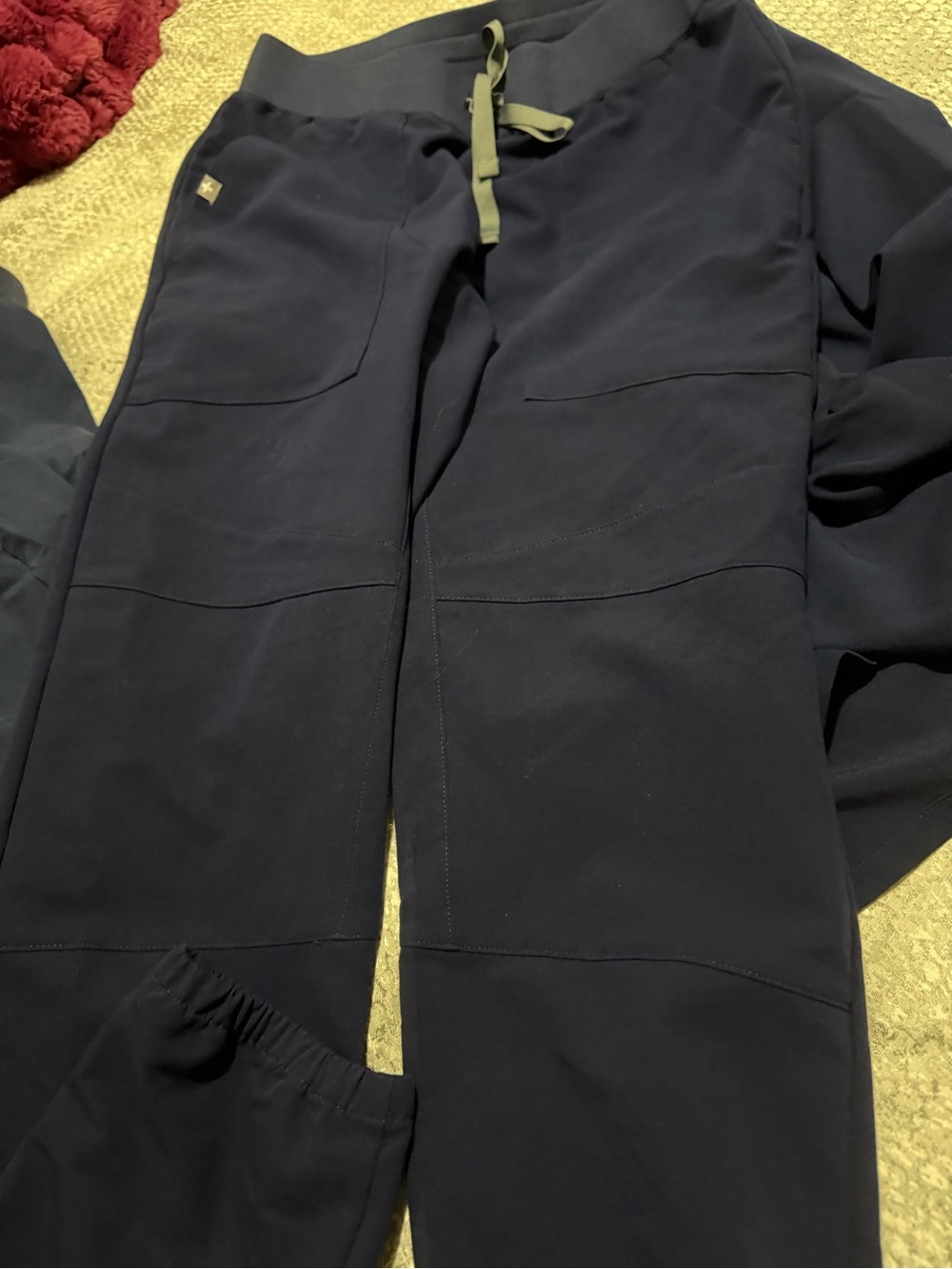 Figs Women’s Navy Zamora Joggers with Gray Drawstring